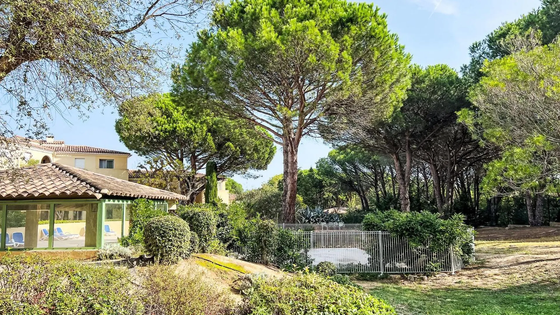 Daire Studio Caesar Domus-2 By Interhome Saint-Tropez
