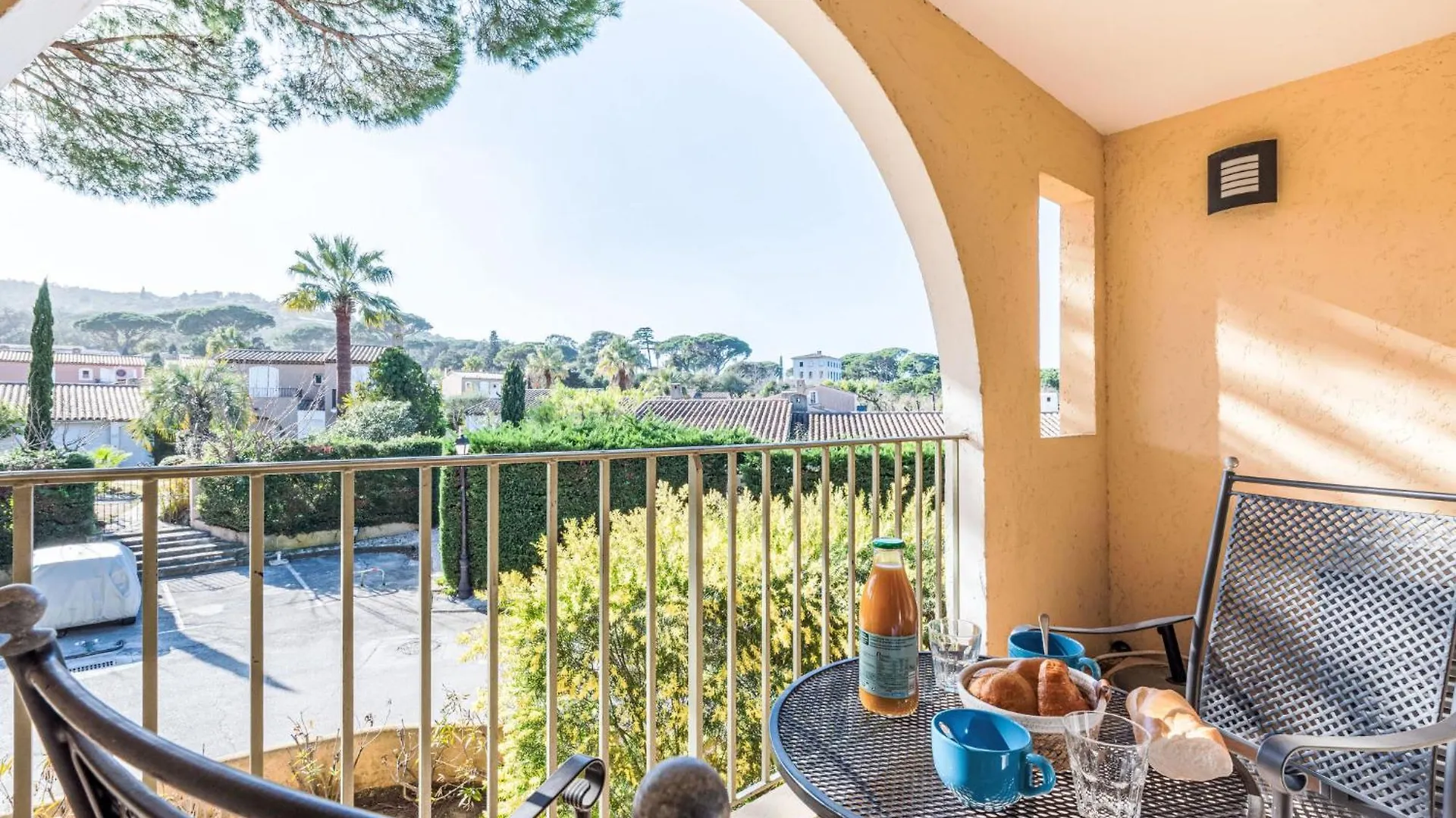 Studio Caesar Domus-2 By Interhome Saint-Tropez Apartment